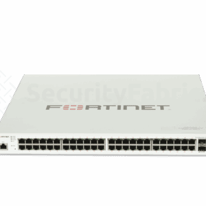 Een Fortinet 248E-FPOE-netwerkswitch met meerdere ethernet- en SFP+ poorten