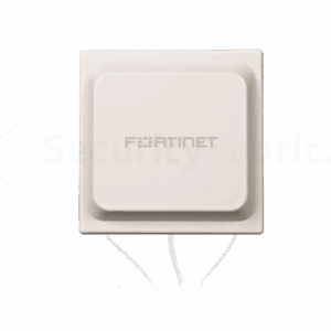 een witte vierkante directionele high gain narrow beam antenne met vier rpsma connectoren